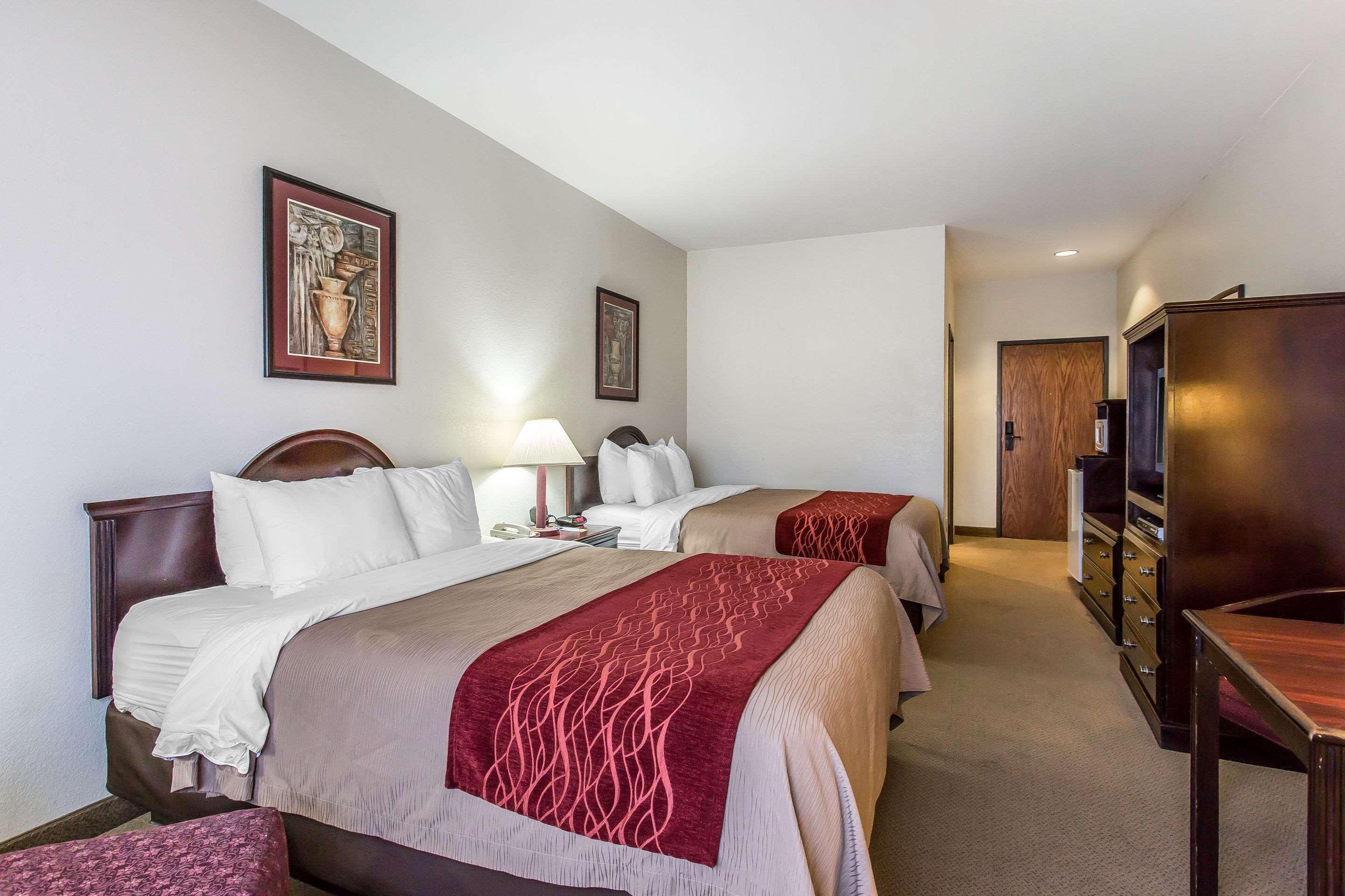 Quality Inn & Suites Guymon Exterior photo