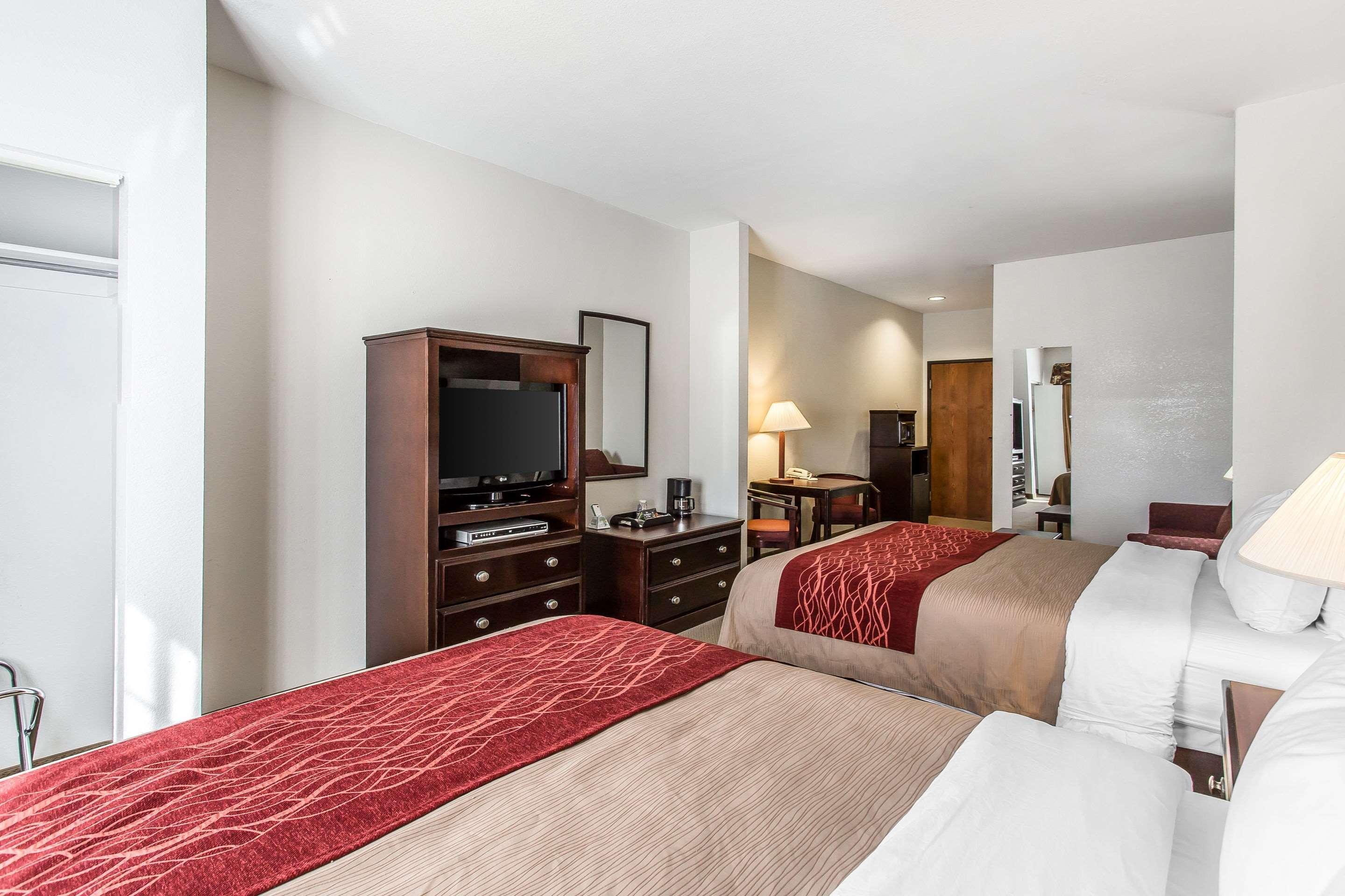 Quality Inn & Suites Guymon Exterior photo