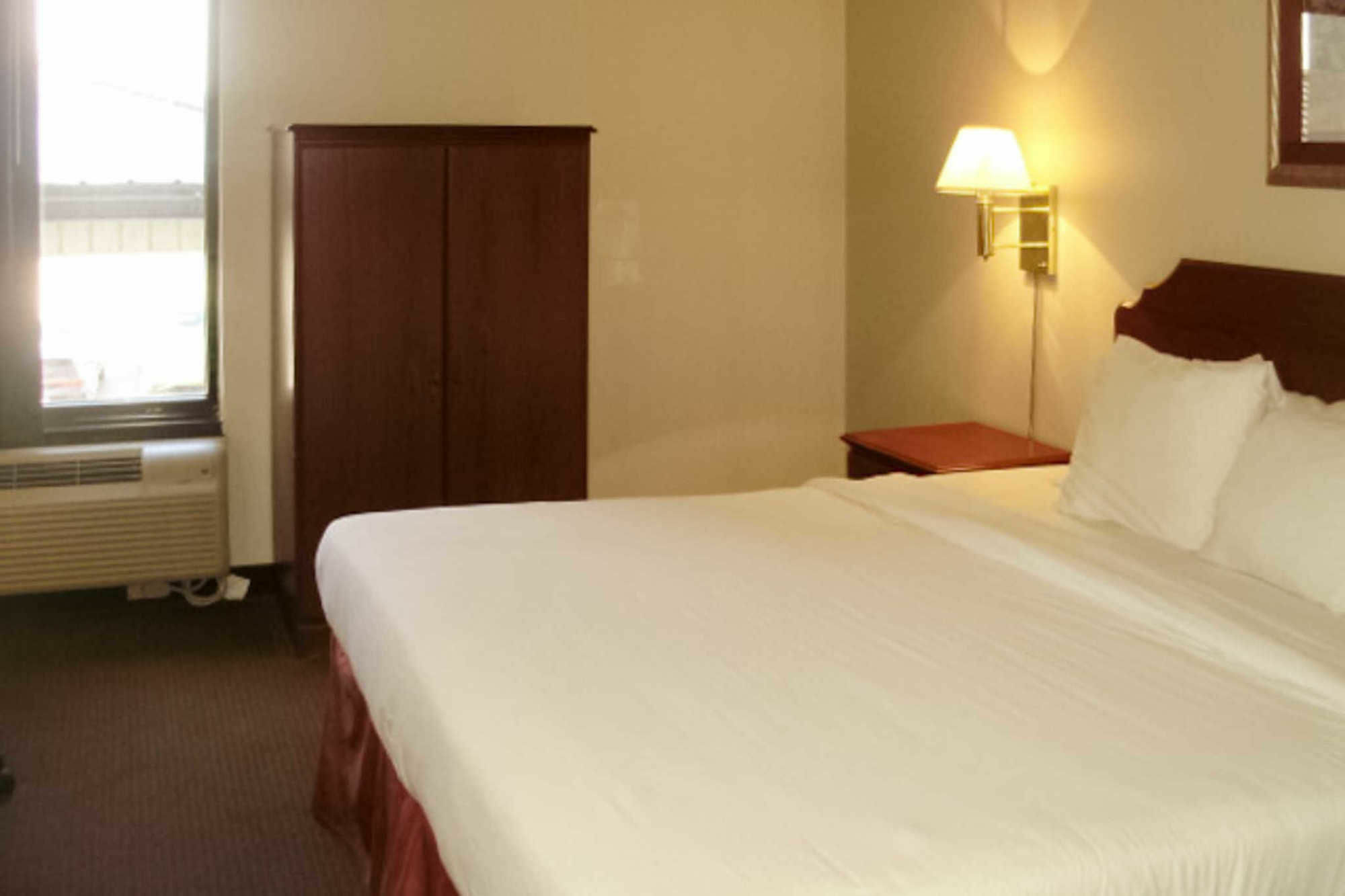Quality Inn & Suites Guymon Exterior photo